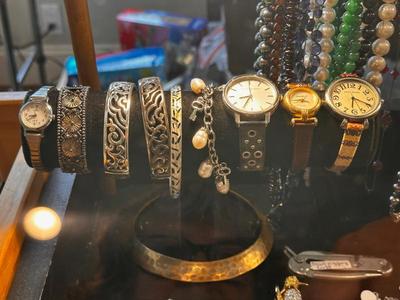 Sale Photo Thumbnail #14