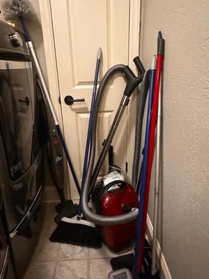 Sale Photo Thumbnail #651