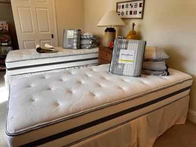 Sale Photo Thumbnail #491