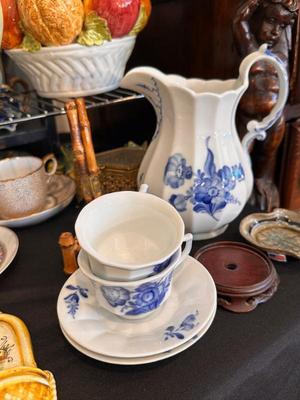 Sale Photo Thumbnail #175