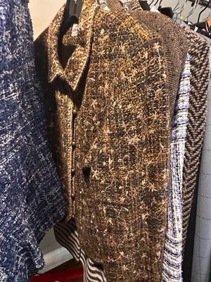 Sale Photo Thumbnail #587