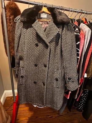 Sale Photo Thumbnail #584