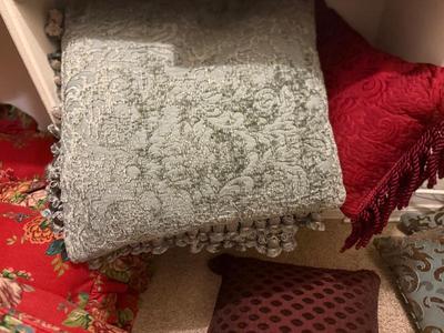 Sale Photo Thumbnail #128