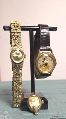 3 watches 1 mickey mouse 1