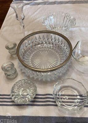 4 glass bowls and 4 glass candle stick holders different sizes 1