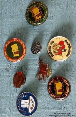 7 vintage commemorative pins 1