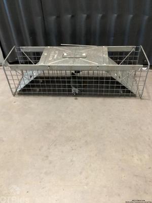 25ahavahart two door live animal trap 1