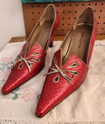 Sale Photo Thumbnail #41: Pointy Pointy shoes