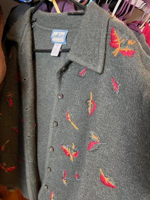 Sale Photo Thumbnail #77