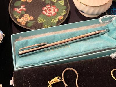 Sale Photo Thumbnail #303