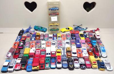 Sale Photo Thumbnail #295: Lot of Loose Matchbox Cars