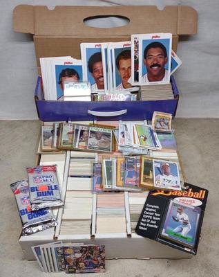 Sale Photo Thumbnail #467: Sports Cards Baseball, Basketball, Footbal, Hockey