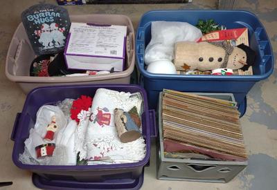 Sale Photo Thumbnail #547: Christmas Decorations & Christmas Vinyl Records
