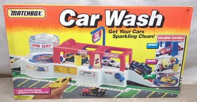 Sale Photo Thumbnail #24: Tyco Matchbox Spin Dry Car Wash Sealed
