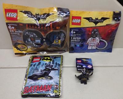 Sale Photo Thumbnail #158: 4 Sealed LEGO Batman Minifigure Sets & Keychain