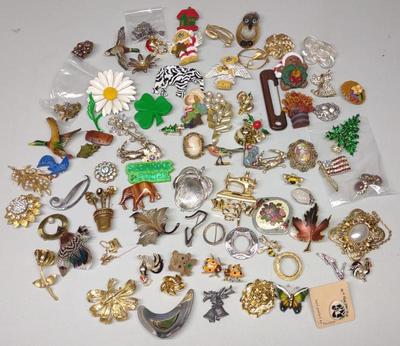 Sale Photo Thumbnail #157: Vintage Brooches & Pins