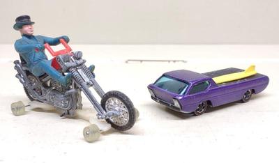 Sale Photo Thumbnail #30: Vintage Hot Wheels Red Line Deora & RRRumblers