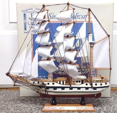Sale Photo Thumbnail #434: Simon Bolivar Ship Replica in Box (Complete)