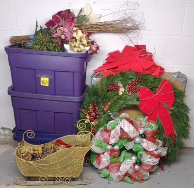 Sale Photo Thumbnail #548: Christmas Wreaths, Garland & Decor
