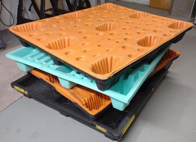 Sale Photo Thumbnail #609: 4 Heavy Duty Plastic Shipping Pallets