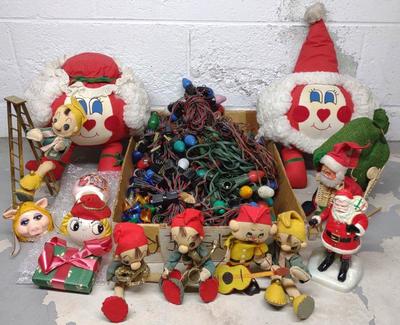 Sale Photo Thumbnail #514: Lot of Vintage Christmas Decorations & Lights