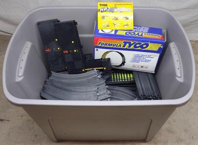 Sale Photo Thumbnail #363: Tyco Double Rail Slot Car Track Set