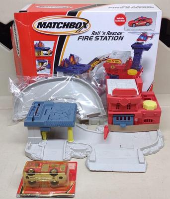 Sale Photo Thumbnail #315: Matchbox Roll N Rescue Fire Station Playset in Box