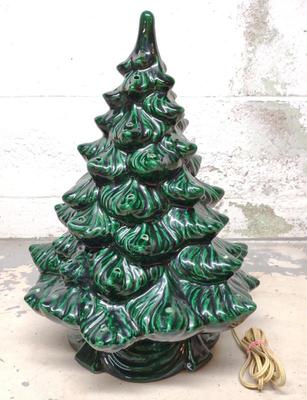 Sale Photo Thumbnail #510: 16" Vintage Holland Mold Ceramic Christmas Tree