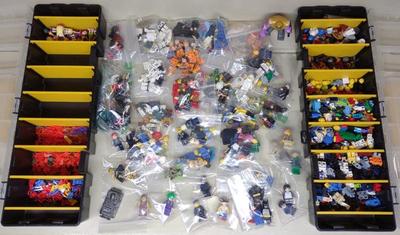Sale Photo Thumbnail #189: LEGO Minifigures & Minifigure Accessories