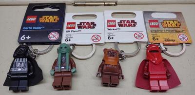 Sale Photo Thumbnail #146: 4 LEGO Star Wars Minifigure Keychains w/ Tags