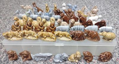 Sale Photo Thumbnail #595: Lot of Wade Exotic Animal Figurines