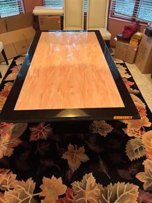 8x11 Wool Rug  & Dining Table 