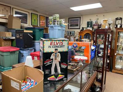 Sale Photo Thumbnail #2