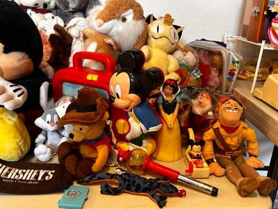 Sale Photo Thumbnail #566