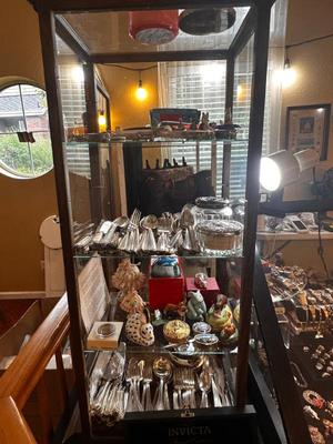 Sale Photo Thumbnail #101