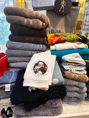 Sale Photo Thumbnail #692