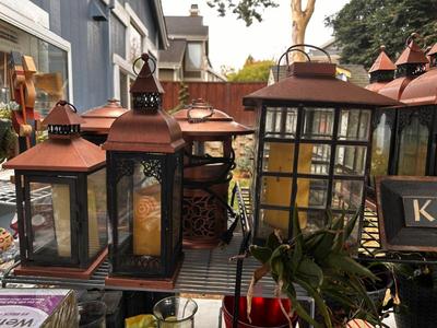 Sale Photo Thumbnail #443