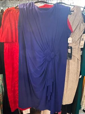 Sale Photo Thumbnail #877