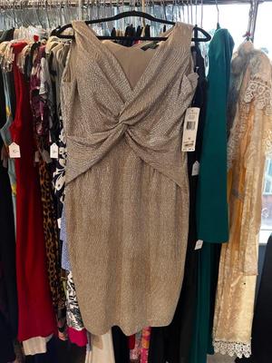 Sale Photo Thumbnail #878