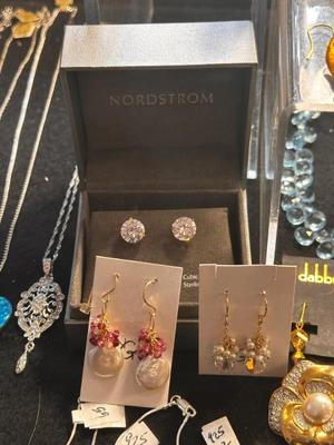 Sale Photo Thumbnail #126