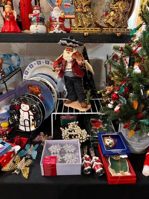 Sale Photo Thumbnail #319