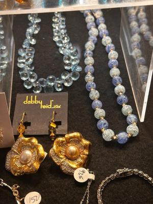 Sale Photo Thumbnail #121