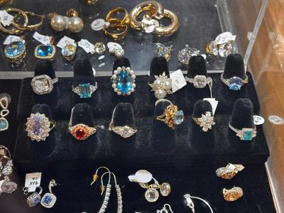 Sale Photo Thumbnail #137