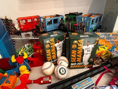 Sale Photo Thumbnail #544