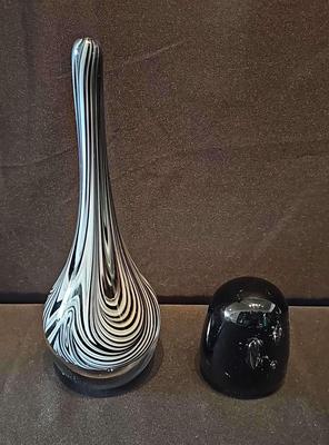 BLACK AND WHITE ART GLASS VASE AND BLACK PAPERWEIGHT