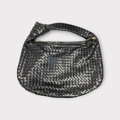 Sale Photo Thumbnail #126