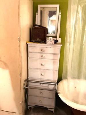 Sale Photo Thumbnail #189