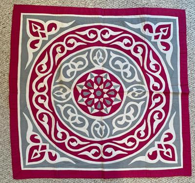 Sale Photo Thumbnail #213: Vtg. textile, 32 x 34 "