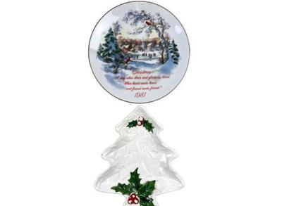 Sale Photo Thumbnail #120: Ceramic & Porcelain Christmas Decor