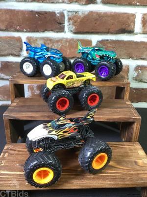 Collection four hot wheel monster trucks ctorrtx